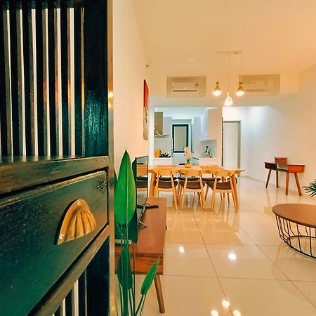 Beacon Executive Suite At Georgetown For 10Pax And 2 Bed Room Exteriér fotografie